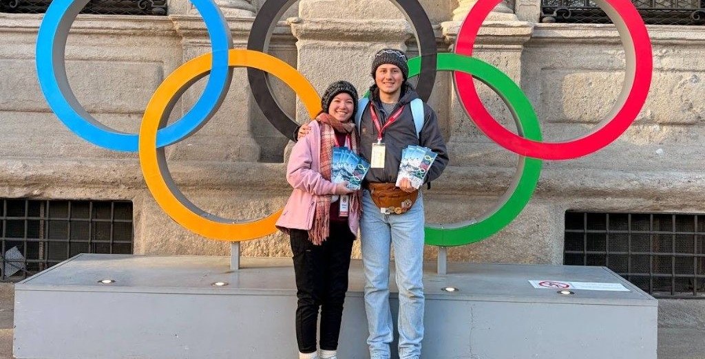 Hugh and Allison Roth at an Olympic outreach with scripture tracts